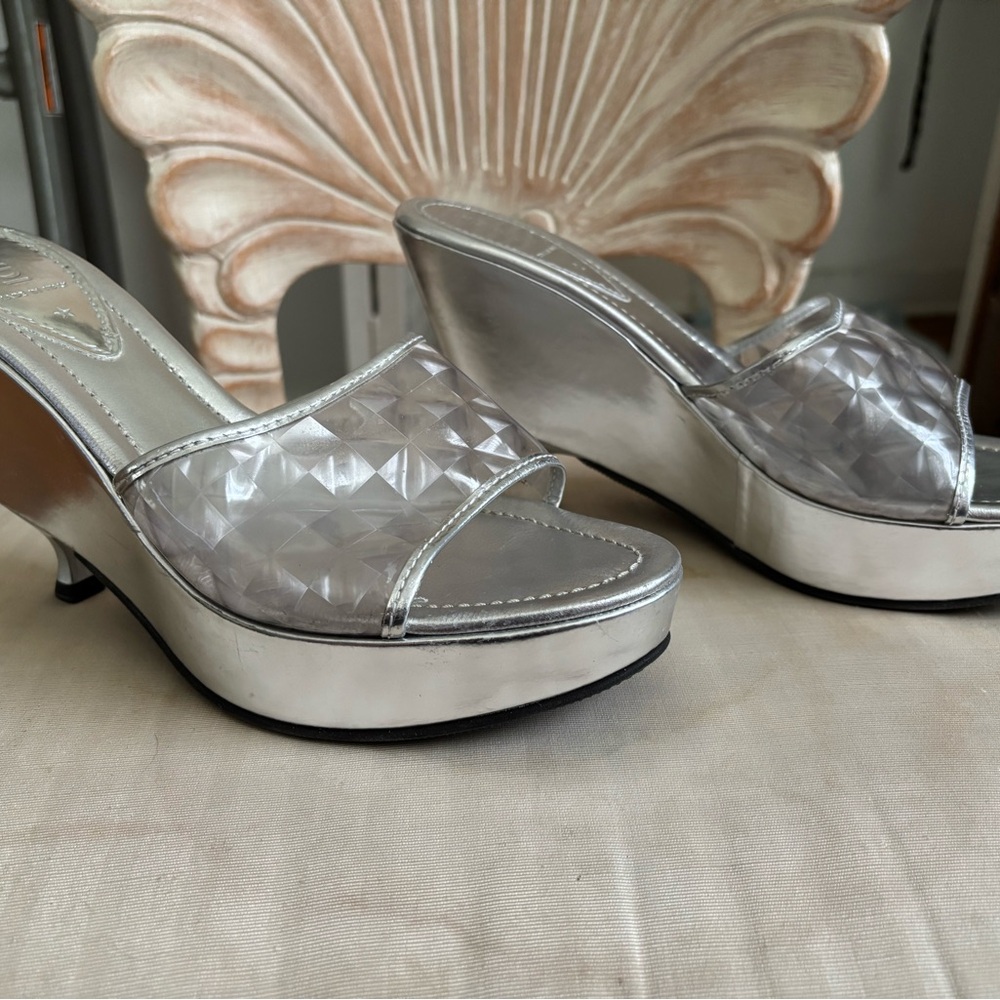 Fendi Silver Textured Slide Mules - Picture 3 of 12